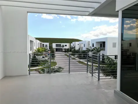 10055 NW 75th Street Doral FL 33178