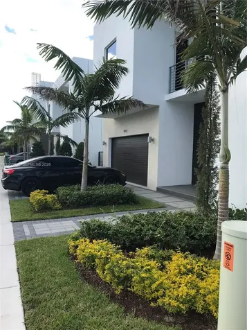 10055 NW 75th Street Doral FL 33178