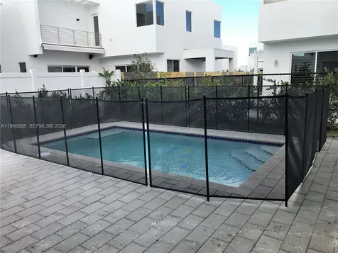 10055 NW 75th Street Doral FL 33178