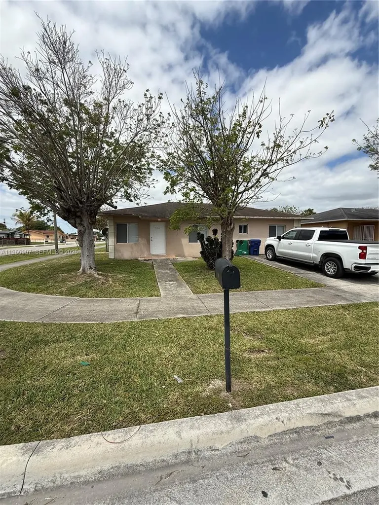 1205 NW 7th Avenue Florida City FL 33034