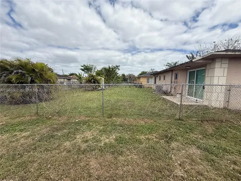 1205 NW 7th Avenue Florida City FL 33034