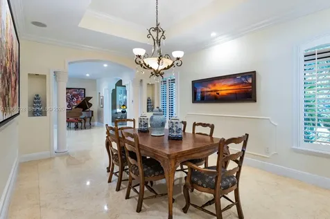 10601 SW 72nd Court Pinecrest FL 33156