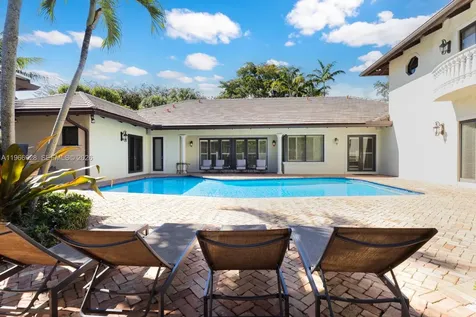 10601 SW 72nd Court Pinecrest FL 33156