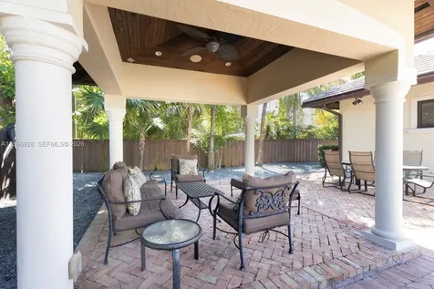 10601 SW 72nd Court Pinecrest FL 33156