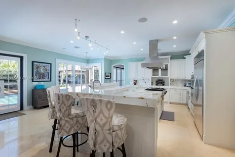 10601 SW 72nd Court Pinecrest FL 33156