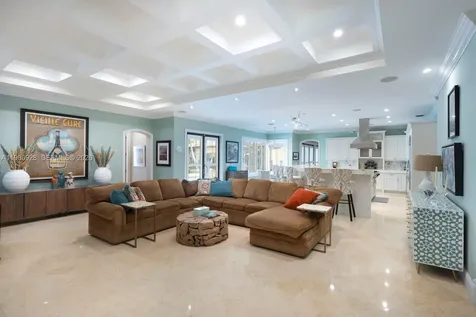 10601 SW 72nd Court Pinecrest FL 33156