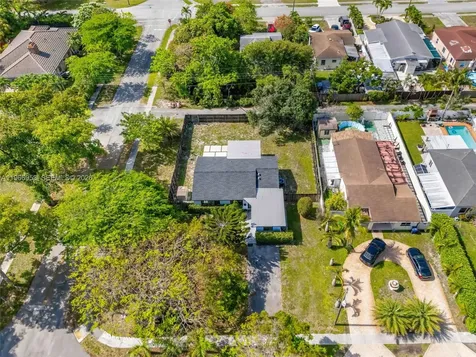 1998 NE 180th Street North Miami Beach FL 33162
