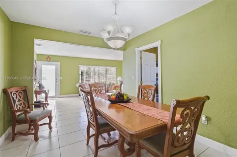 4791 W 3rd Avenue Hialeah FL 33012