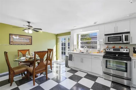 4791 W 3rd Avenue Hialeah FL 33012