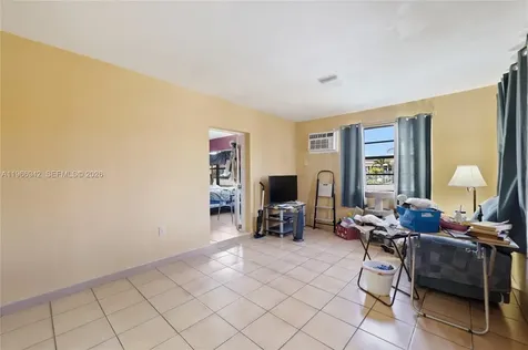 4791 W 3rd Avenue Hialeah FL 33012