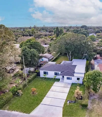 14324 Garden Drive Miami FL 33168