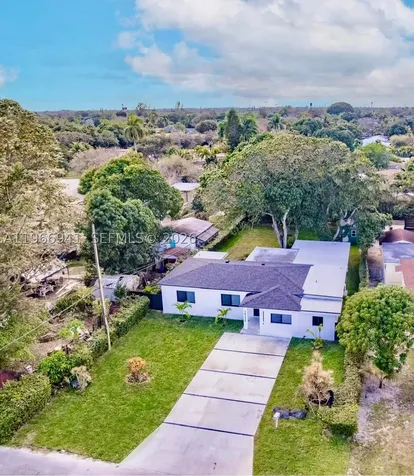 14324 Garden Drive Miami FL 33168