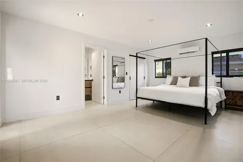 14324 Garden Drive Miami FL 33168