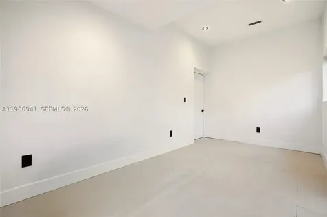 14324 Garden Drive Miami FL 33168