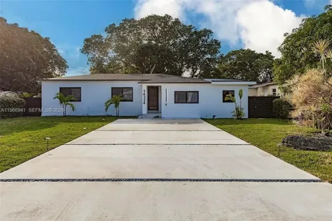 14324 Garden Drive Miami FL 33168