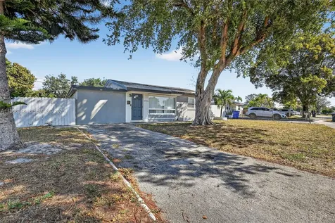 6791 Scott Street Hollywood FL 33024