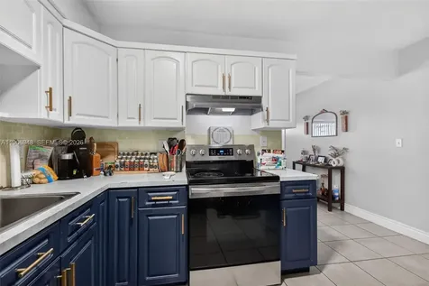 6791 Scott Street Hollywood FL 33024