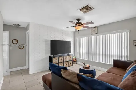 6791 Scott Street Hollywood FL 33024