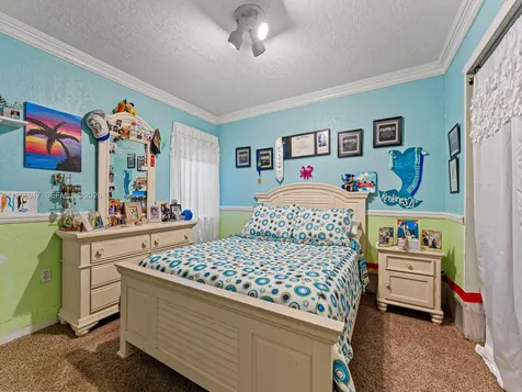 15715 SW 76th Terrace Miami FL 33193