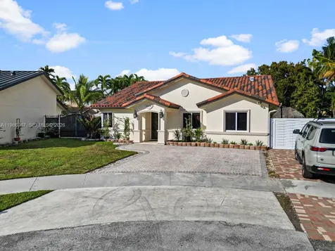 15715 SW 76th Terrace Miami FL 33193