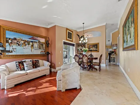 15715 SW 76th Terrace Miami FL 33193
