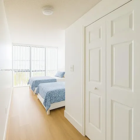 17021 N Bay Road Sunny Isles Beach FL 33160