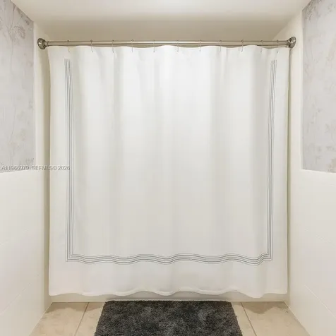 17021 N Bay Road Sunny Isles Beach FL 33160