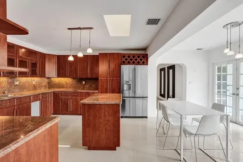 19710 NE 23rd Avenue Miami FL 33180