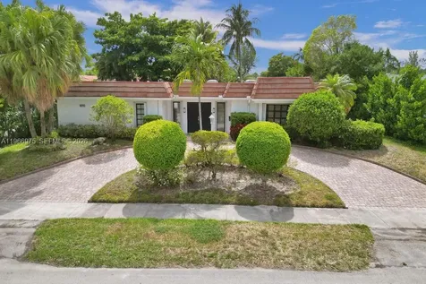 19710 NE 23rd Avenue Miami FL 33180