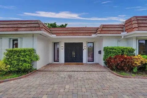 19710 NE 23rd Avenue Miami FL 33180