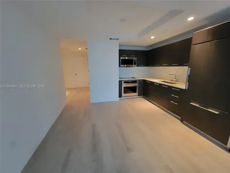45 SW 9th Street Miami FL 33130