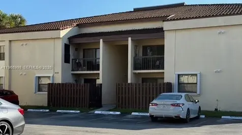 660 W Park Drive Miami FL 33172