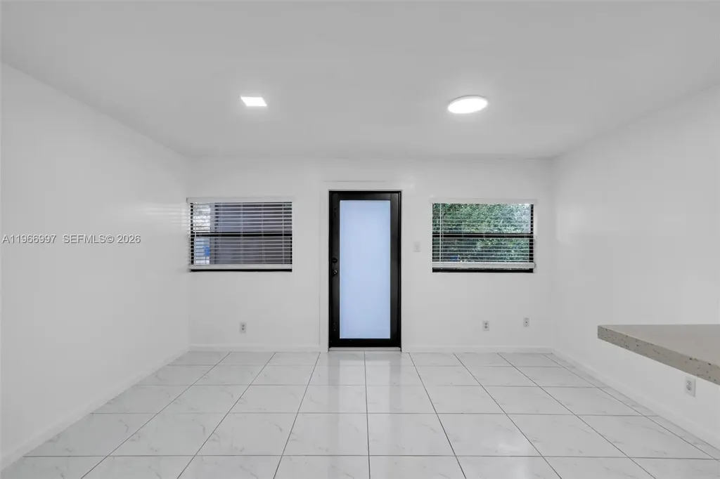 411 N 61st Avenue Hollywood FL 33024