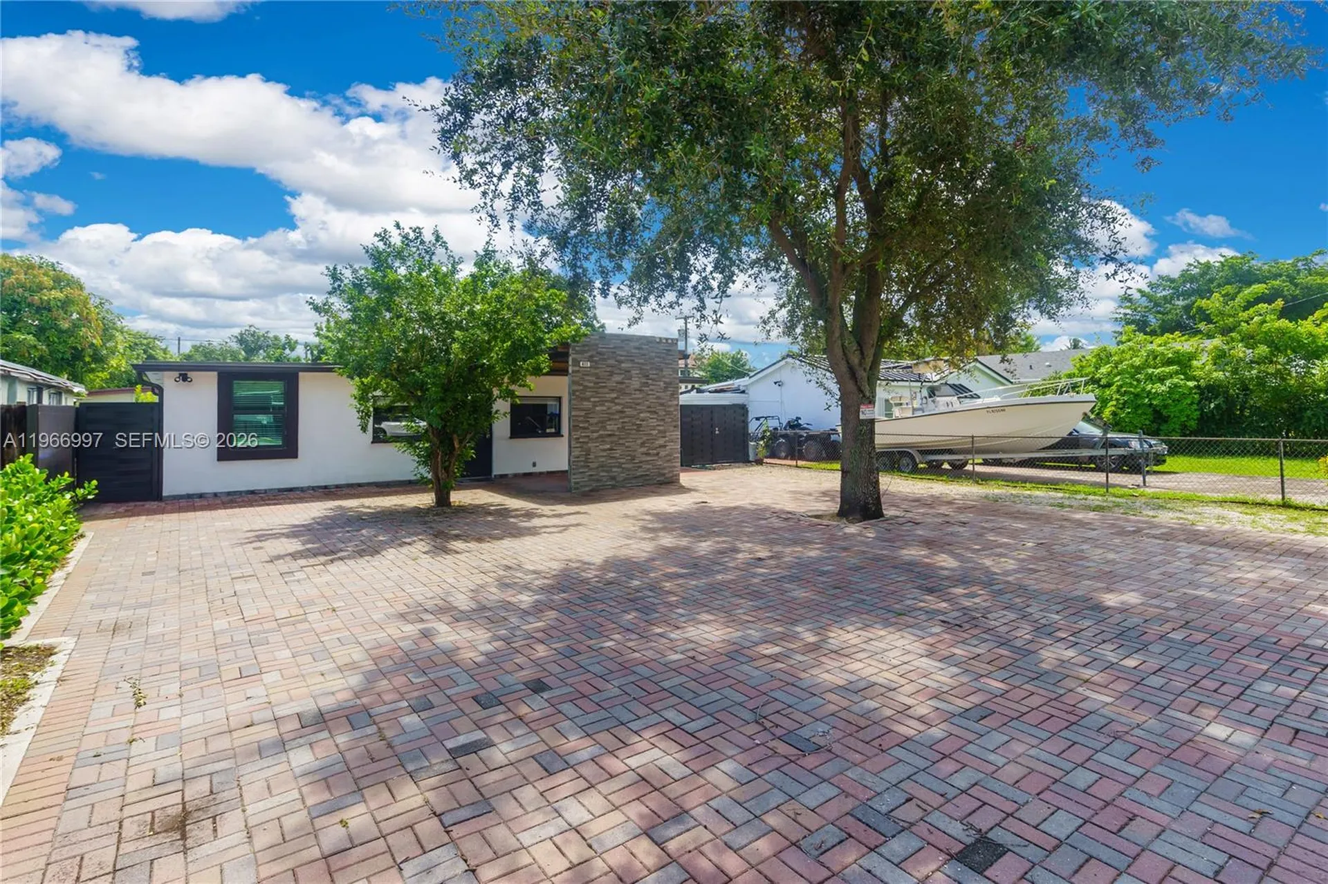 411 N 61st Avenue Hollywood FL 33024