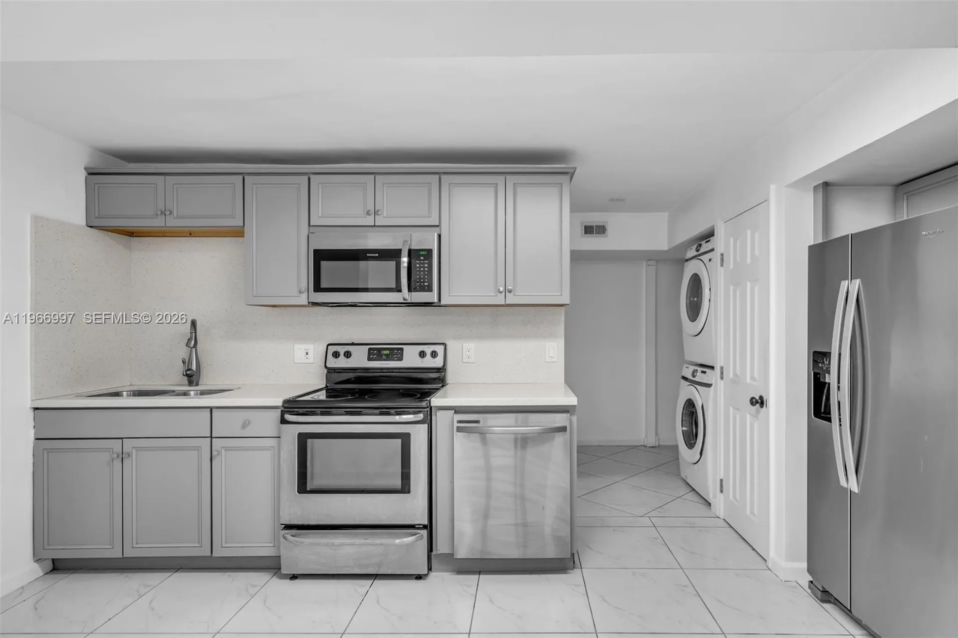 411 N 61st Avenue Hollywood FL 33024