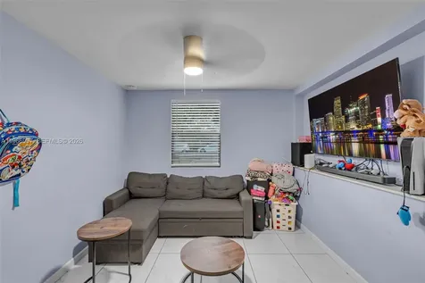 411 N 61st Avenue Hollywood FL 33024