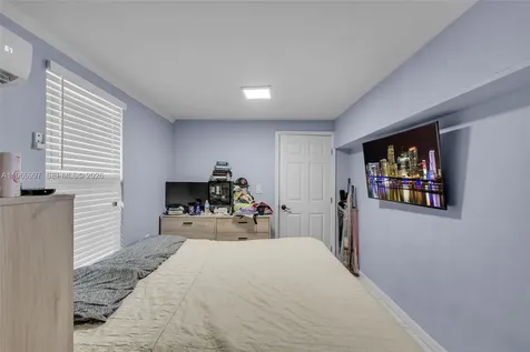 411 N 61st Avenue Hollywood FL 33024