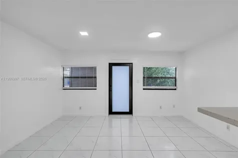 411 N 61st Avenue Hollywood FL 33024