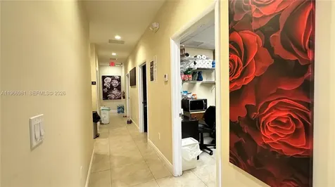 SW 40 Street Miami FL 33165