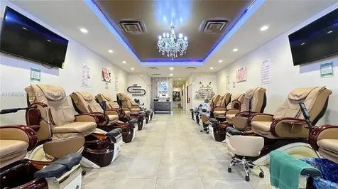 SW 40 Street Miami FL 33165