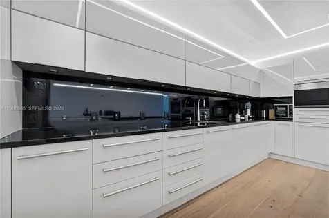 17121 Collins Avenue Sunny Isles Beach FL 33160