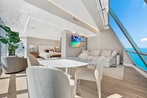 17121 Collins Avenue Sunny Isles Beach FL 33160