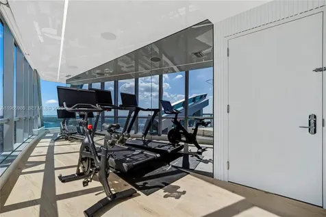 17121 Collins Avenue Sunny Isles Beach FL 33160