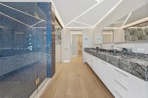 17121 Collins Avenue Sunny Isles Beach FL 33160
