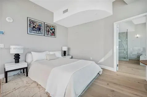 17121 Collins Avenue Sunny Isles Beach FL 33160