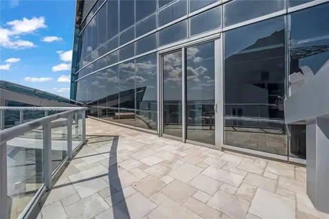 17121 Collins Avenue Sunny Isles Beach FL 33160