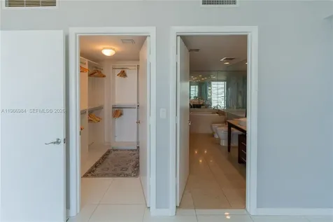 465 Brickell Avenue Miami FL 33131