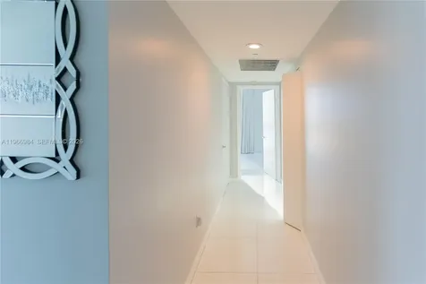 465 Brickell Avenue Miami FL 33131