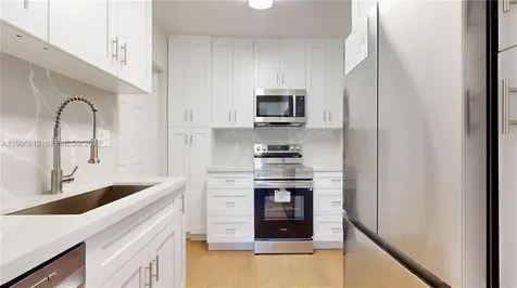15264 SW 102nd Court Miami FL 33157