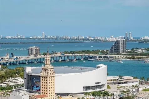 225 N Miami Avenue Miami FL 33128